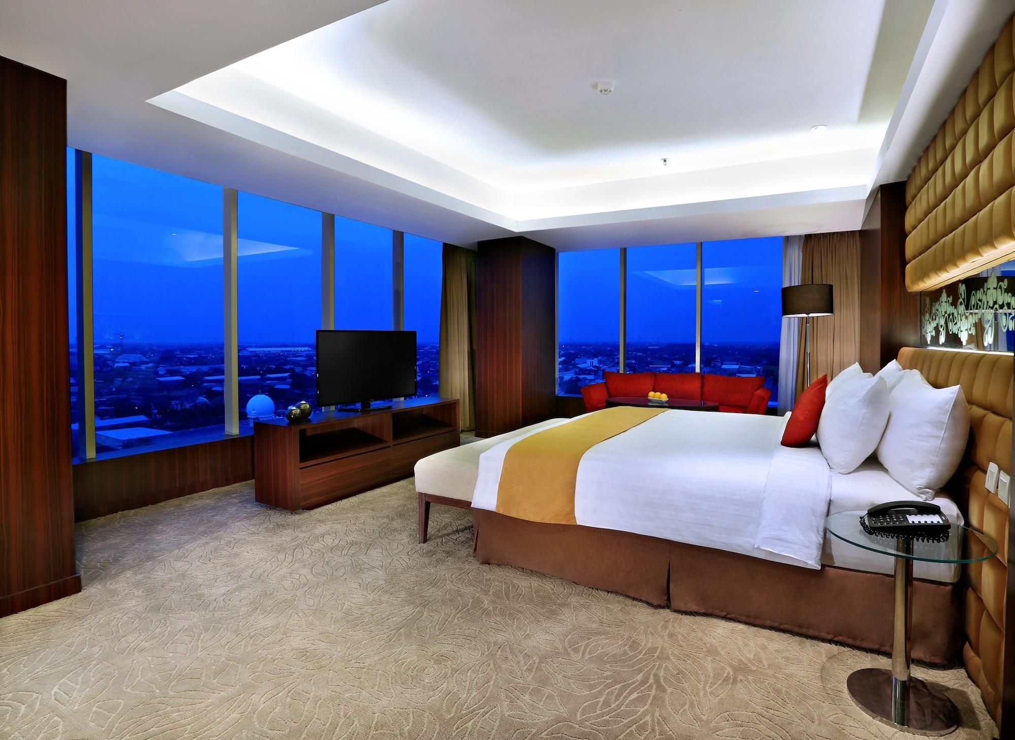 Aston & Conference Center Hotel