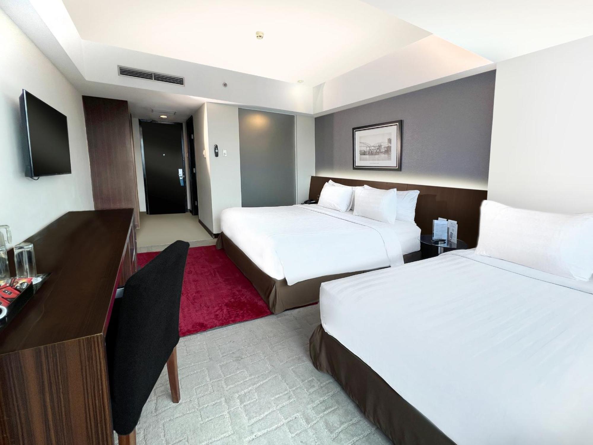 Aston & Conference Center 4*