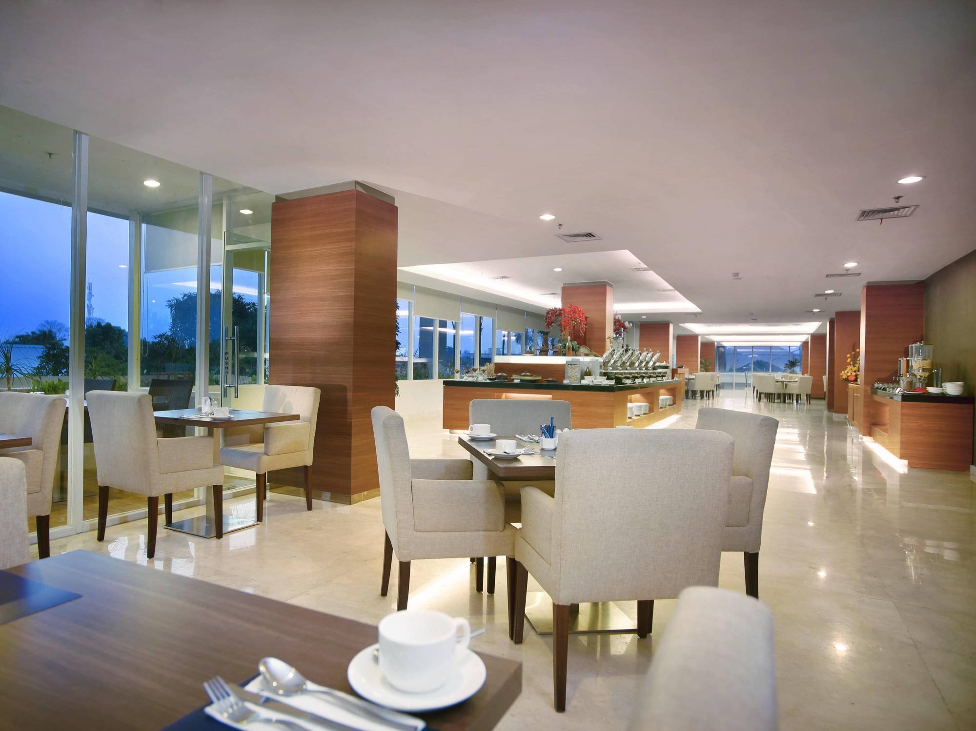 Aston & Conference Center