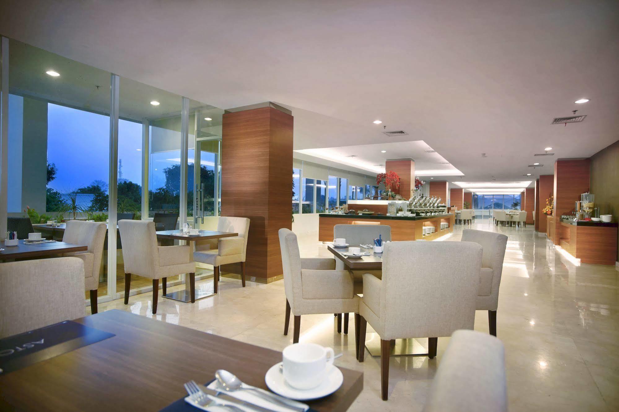 Aston & Conference Center Madiun